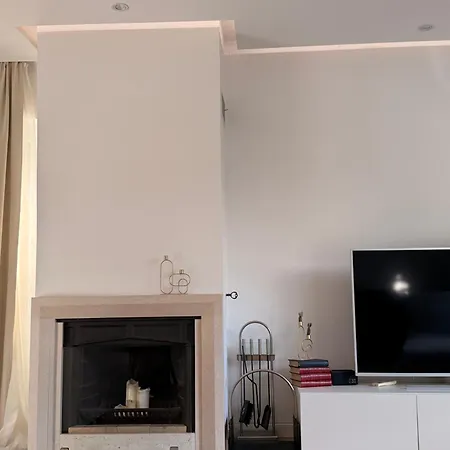 Modern Elegance With Garden And Private Parking سبليت
